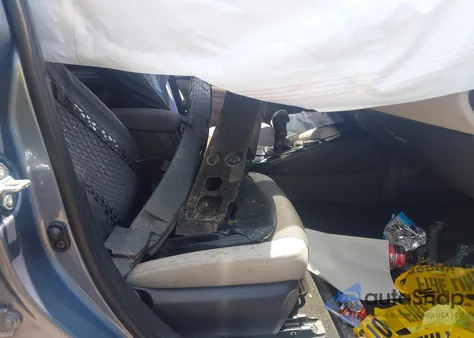 2025 Toyota Corolla Le from USA, damaged, VIN 5YFB4MDE5SP238820